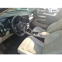 VOLVO-XC40-1.5 T3 163HP FWD MOMENTUM GEARTRONIC