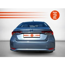 TOYOTA-COROLLA-1.8 HYBRID DREAM E-CVT