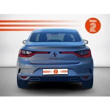 RENAULT-MEGANE-SEDAN ICON 1.3 TCE 140 bg EDC