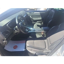 RENAULT-MEGANE-SEDAN ICON 1.3 TCE 140 bg EDC