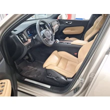 VOLVO-XC60-B4 MILD HYBRID AWD PLUS BRIGHT