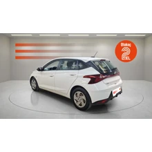 HYUNDAI-I20-1.4 MPI 6 İLERİ OTO AT JUMP (BENZİNLİ)