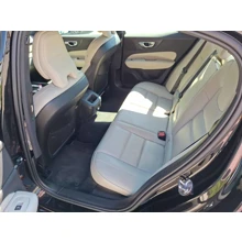 VOLVO-S60-B5 AWD 250HP PLUS, DARK