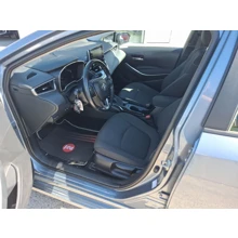 TOYOTA-COROLLA-1.8 HYBRID DREAM E-CVT