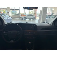 FORD-TOURNEO COURIER-1.0L ECOBOOST 125PS TITANIUM BENZİN AT