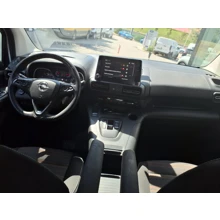 OPEL-COMBO-1.5 DİZEL 130HP AT-8 LIFE ELEGANCE