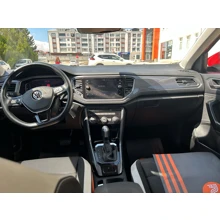 VOLKSWAGEN-T-ROC-1.5 TSI ACT 150 PS HIGHLINE DSG