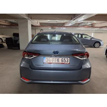 TOYOTA-COROLLA-1.8 HYBRID DREAM E-CVT