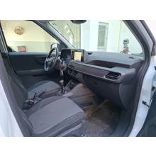 FORD-TRANSIT COURIER-1.0L ECOBOOST TREND VAN 100 PS BENZIN