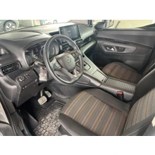 OPEL-COMBO-1.5 DİZEL 130HP AT-8 LIFE ELEGANCE