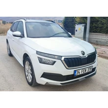 SAHİBİNDEN TEMİZ / TRAMERSİZ / PANORAMİK CAM TAVANLI SKODA 1.5 TSI KAMIQ