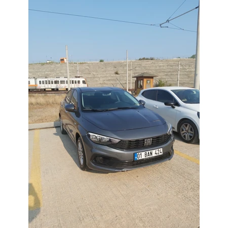 26.500 KM MEMURDAN FİAT EGEA GARANTİLİ DEĞİŞENSiZ BOYASIZ KAZASIZ TRAMERSİZ YETKİLİ SERVİS BAKlMLI