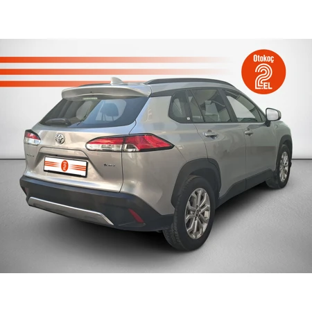 TOYOTA-COROLLA CROSS-HYBRID FLAME X-PACK E-CVT görsel 11