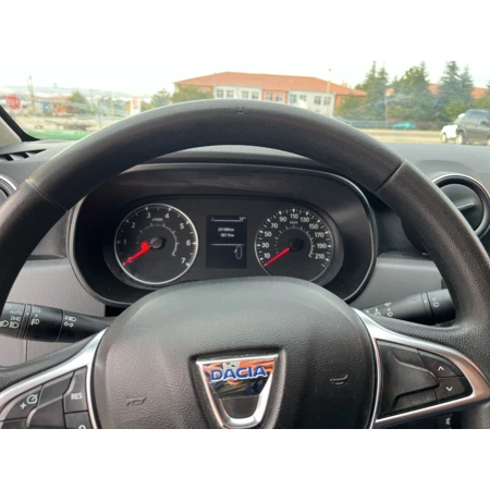 DACIA-DUSTER-COMFORT 1.5 dCi 110bg EDC 4x2 görsel 5
