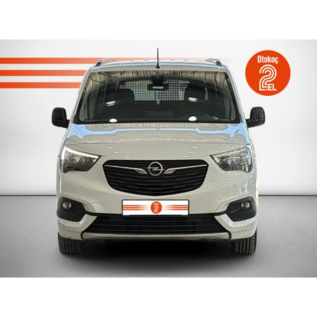Opel COMBO 2024 58.952 km 1