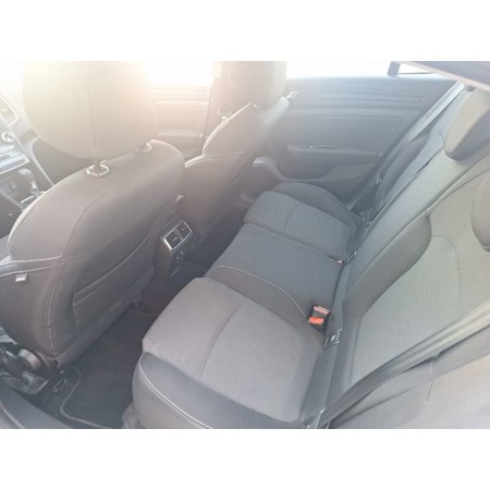 RENAULT-MEGANE-SEDAN TOUCH 1.3 TCE 140 bg EDC - 3