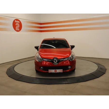RENAULT-CLIO-CLIO TOUCH 1.2 120BG TURBO EDC Benzin EU5 Hatchback İÇTEN YANMALI görsel 2