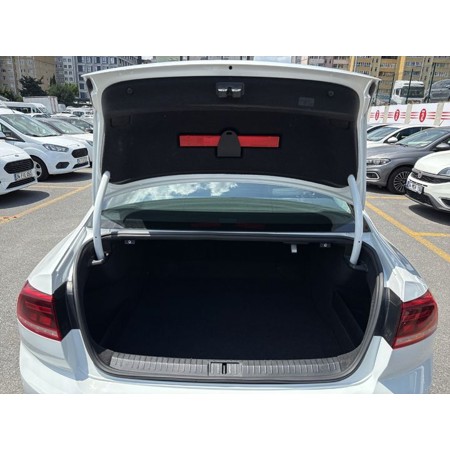 VOLKSWAGEN-PASSAT-1.5 TSI ACT 150 PS BUSINESS DSG - 3