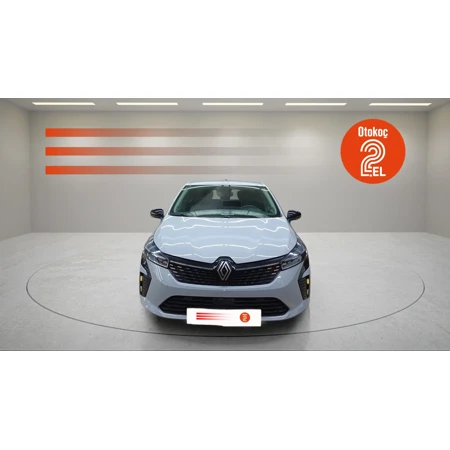 Renault CLIO 2024 68.075 km 1