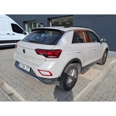 VOLKSWAGEN-T-ROC-1.5 TSI 150PS LIFE DSG görsel 11