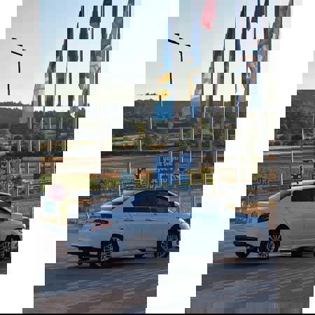 Garantili(2028) Servis Bakımlı 2023 mart çıkışlı. - 1