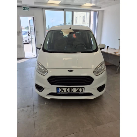 FORD TOURNEO COURIER TITANIUM