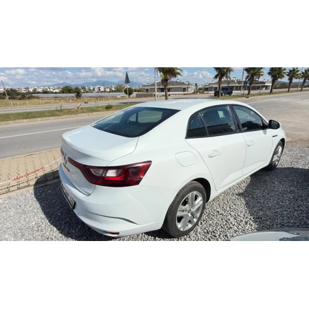 RENAULT MEGANE 2019 MODEL HATASIZ görsel 3