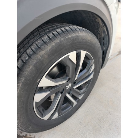 Memurdan 2023 model 2008 SUV 1.5 130 HP Allure paket 54.000'de renk Sedef beyazı 2026'ya kadar garantisi devam ediyor - 1