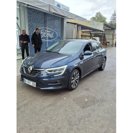 RENAULT-MEGANE-SEDAN ICON 1.3 TCE 140 BG EDC görsel 2