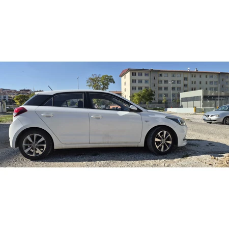 Hyundai i20 1.2 MPI Jump Manuel görsel 4