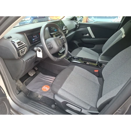 CITROEN-C4 X-1.2 PURETCH 130HP YOU EAT8 görsel 4