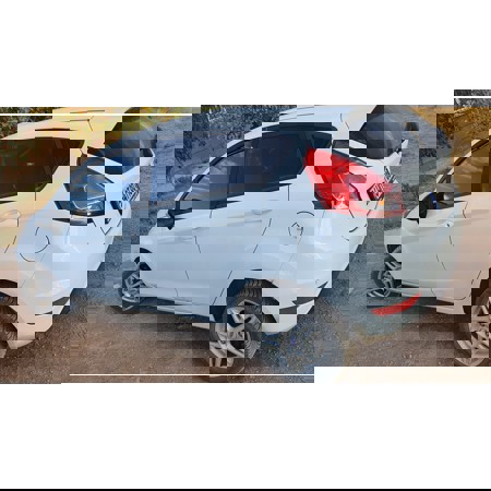 2015 Ford Fiesta  - 3