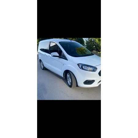 Ford TOURNEO COURIER 2022 106.000 km