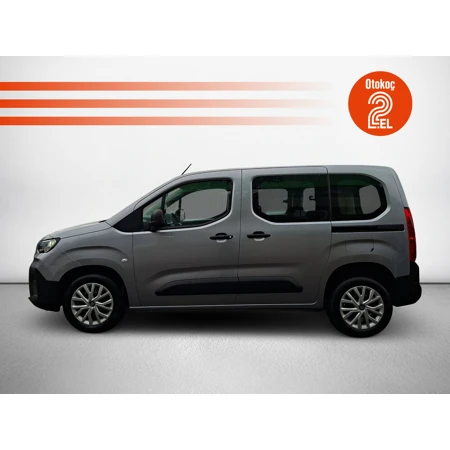 FIAT-DOBLO COMBİ-EASY 1.5 130 HP BLUEHDI görsel 3