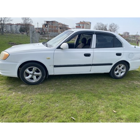 HYUNDAİ ACCENT ADMIRA 1.5 DCI - 2