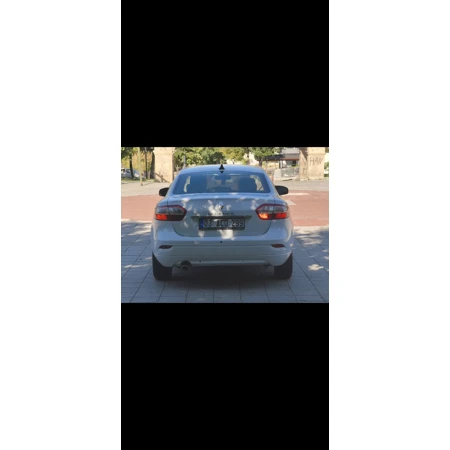 Renault Fluence Uygun Fiyat görsel 8