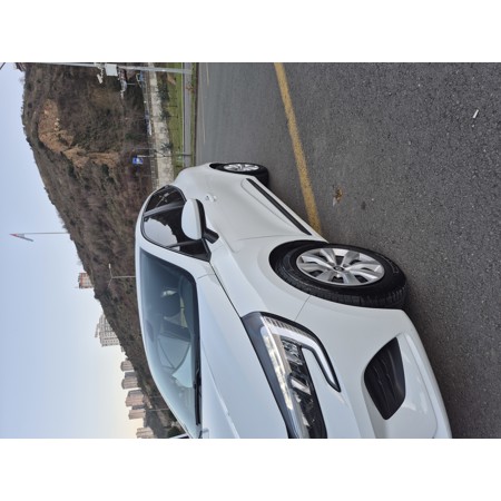 Renault Clio 1.0 SCe Joy 2022 Model - 2