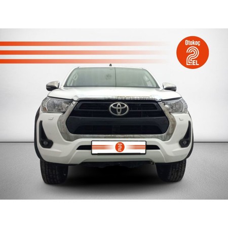 TOYOTA-HILUX-2.4D-4D 4x2 ADVENTURE AT - 2