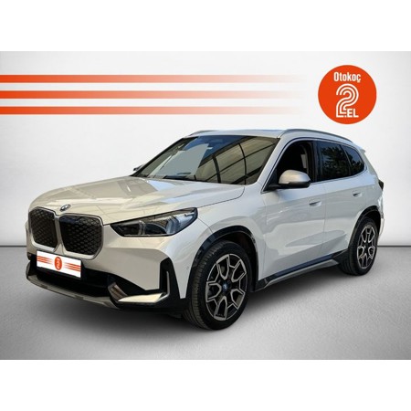 BMW-IX1-EDRIVE20 X-LINE AT - 3
