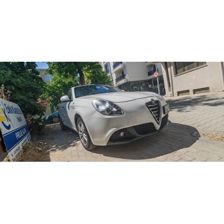 Alfa Romeo Giulietta - 1