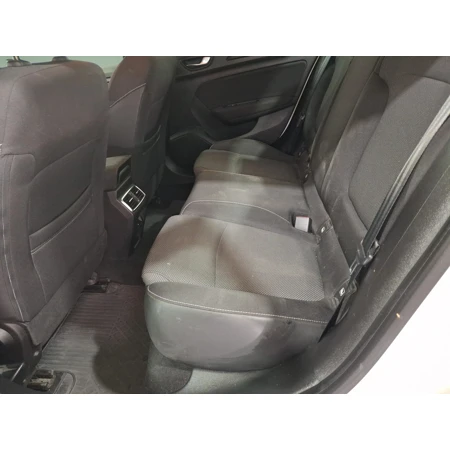 RENAULT-MEGANE-SEDAN TOUCH 1.3 TCE 140 bg EDC görsel 12