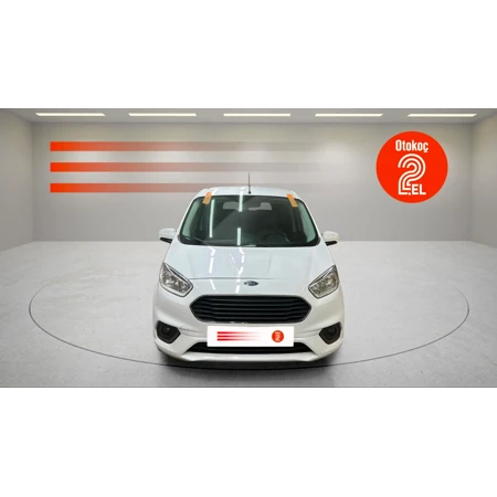 Ford TOURNEO COURIER 2023 92.735 km