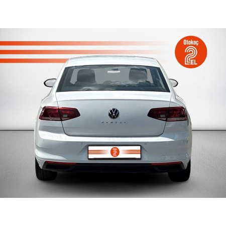 VOLKSWAGEN-PASSAT-1.5 TSI ACT 150 PS BUSINESS DSG - 1