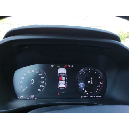 VOLVO-XC40-1.5 T3 163HP FWD MOMENTUM GEARTRONIC - 2