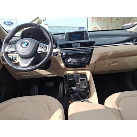 BMW-X1-1.5 SDRIVE18I X LINE AUTO - 2