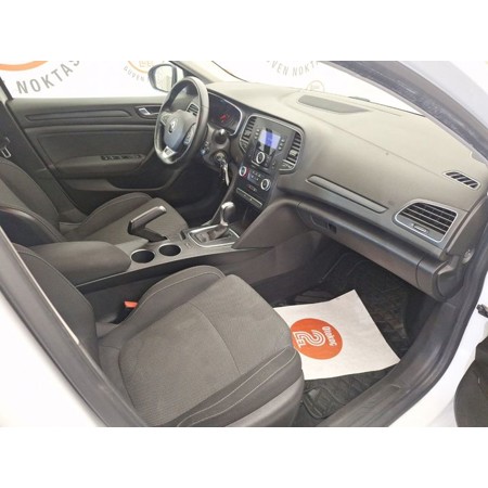 RENAULT-MEGANE-SEDAN JOY 1.5 BLUE DCI 115 bg EDC - 3