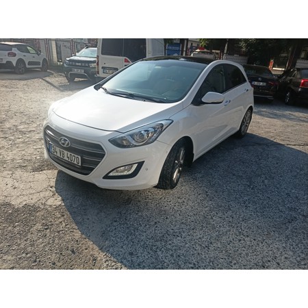 HYUNDAİ İ30 ELİTE 2015 BOYASIZ DEĞİŞENSİZ TRAMERSİZ - 1