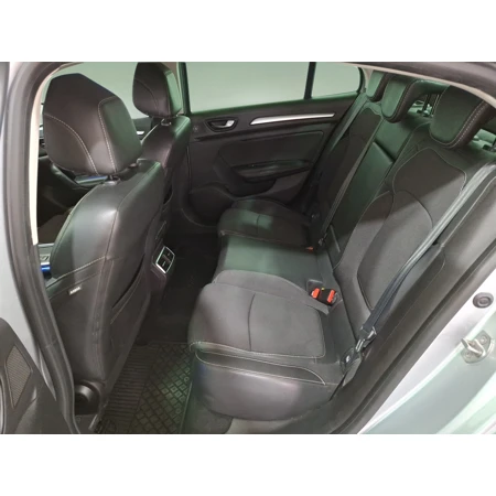 RENAULT-MEGANE-SEDAN ICON 1.3 TCE 140 bg EDC görsel 6