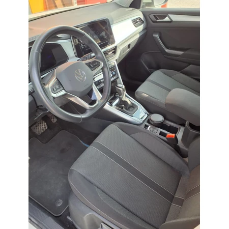 VOLKSWAGEN-T-ROC-1.5 TSI 150PS LIFE DSG görsel 4