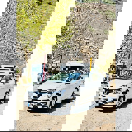 Öğretmenden aile arabası Full Servis Bakımlı Temiz Araç - 1